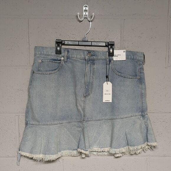 Express High Rise Frayed Denim Mini Skirt Size 14 NWT Coastal Cowgirl Western - Picture 4 of 7
